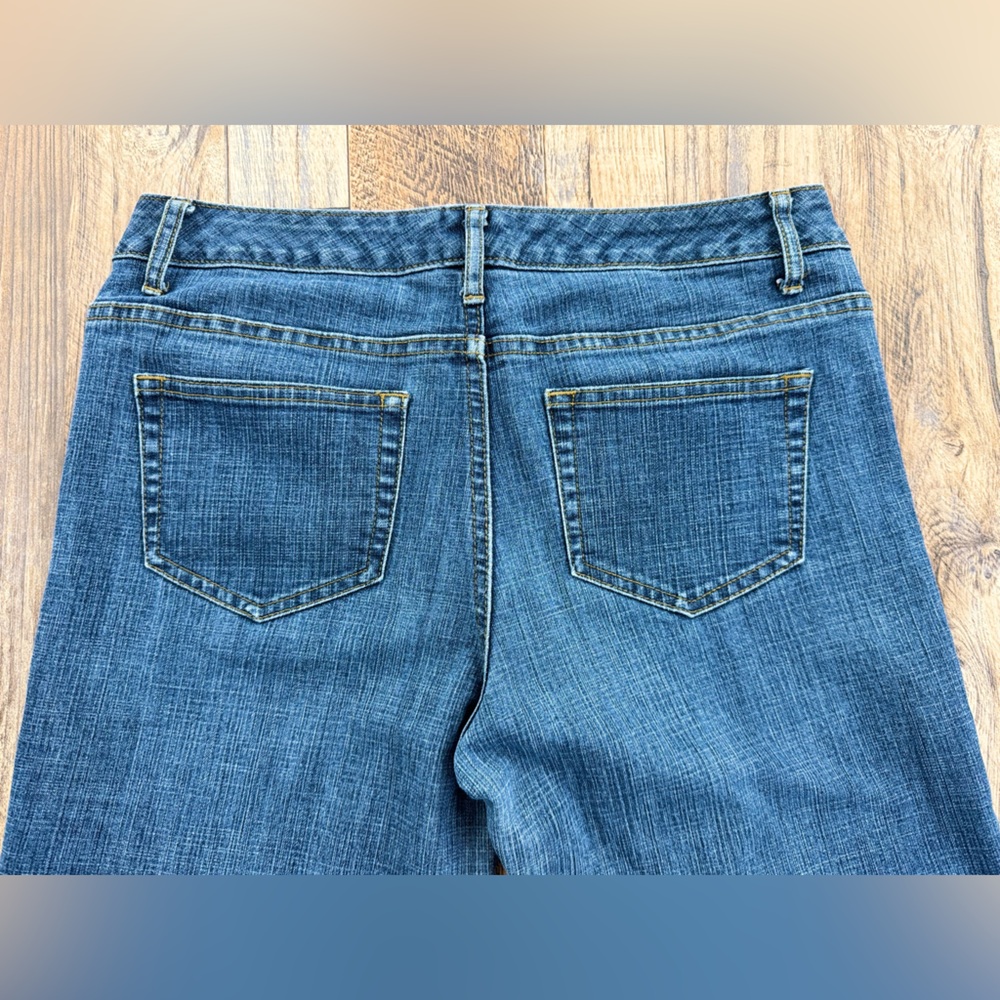 Bobbie Brooks Women’s Stretch Boot Cut Denim Jeans, Size 6 Medium Wash - Picture 12 of 13